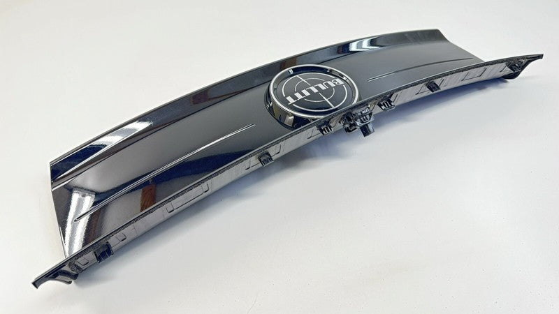 KR3B 634504 AC / KR3B634504AC 19-20 FORD MUSTANG BULLITT TRUNK DECKLID FINISH TRIM APPLIQUE GARNISH PANEL OEM