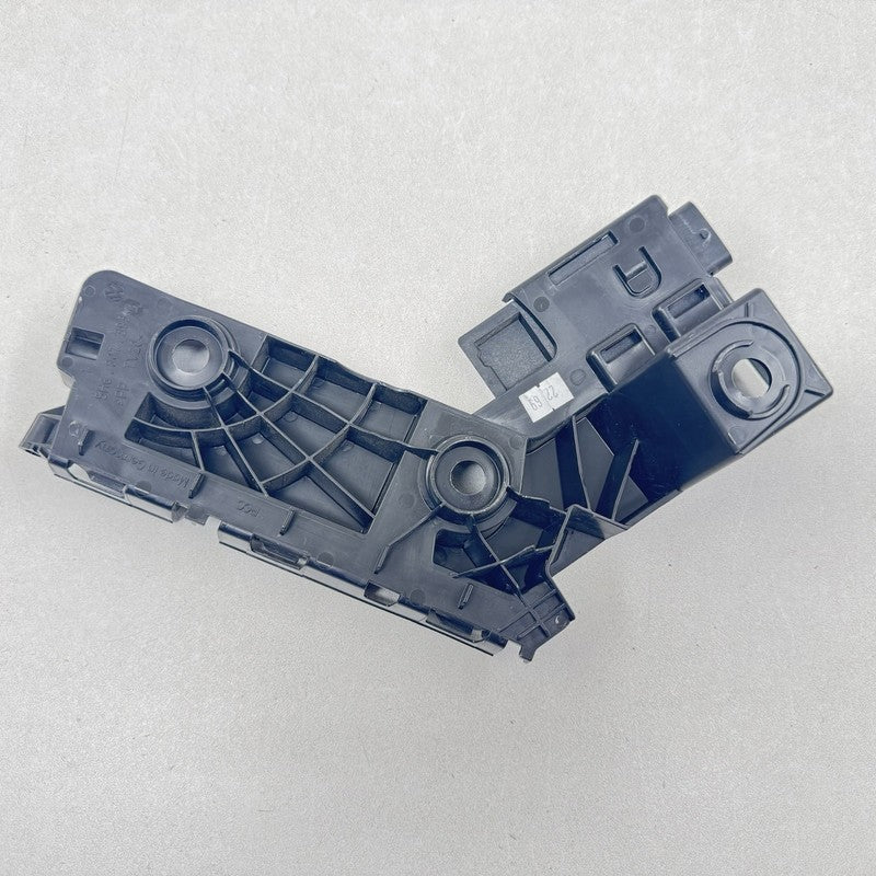 5H6-807-393 / 5H6 807 393 / 5H6807393 22-24 VOLKSWAGEN GOLF R LEFT REAR BUMPER BRACKET MOUNT WITH KEYLESS ANTENNA OEM