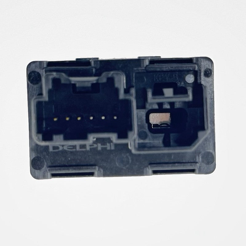 1351 8992 / 13518992 22-24 CADILLAC CT5 V BLACKWING CENTER CONSOLE USB PORT SOCKET 13518992 OEM