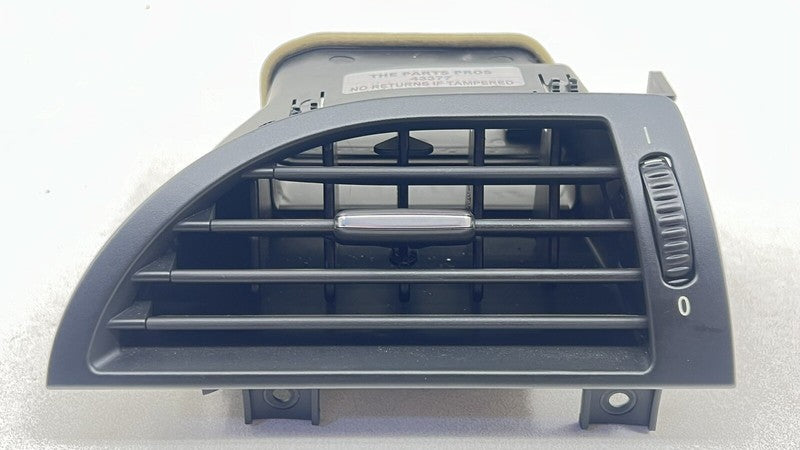 7 009 272 / 7009272 06-10 BMW M6 E63 E64 PASSENGER RIGHT FRONT DASH AIR VENT GRILLE GRILL TRIM OEM