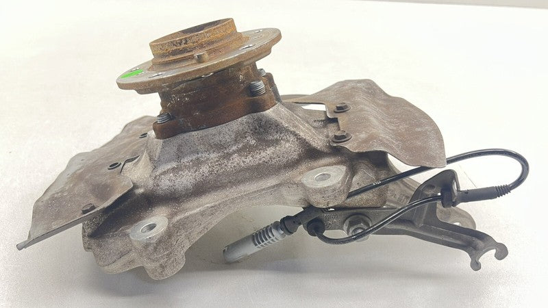 2 282 889 / 2282889 06-10 BMW M6 E63 E64 DRIVER LEFT FRONT WHEEL SPINDLE KNUCKLE HUB BEARING OEM