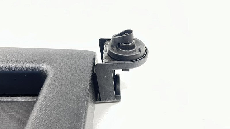 A 212 680 00 10 0010 / A2126800010 / 2126800010 12-18 MERCEDES BENZ CLS550 W218 REAR TRUNK CARGO STORAGE BOX COMPARTMENT