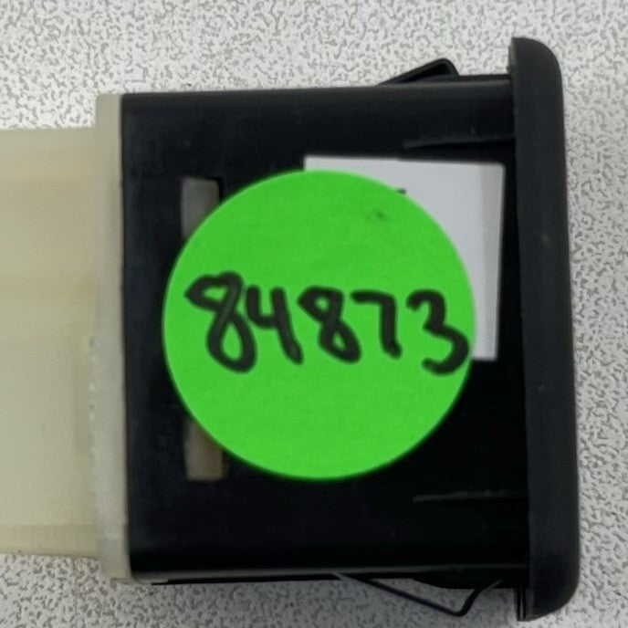 25832462 12-15 Chevrolet Camaro ZL1 SS Center Console USB Port Socket 25832462 OEM