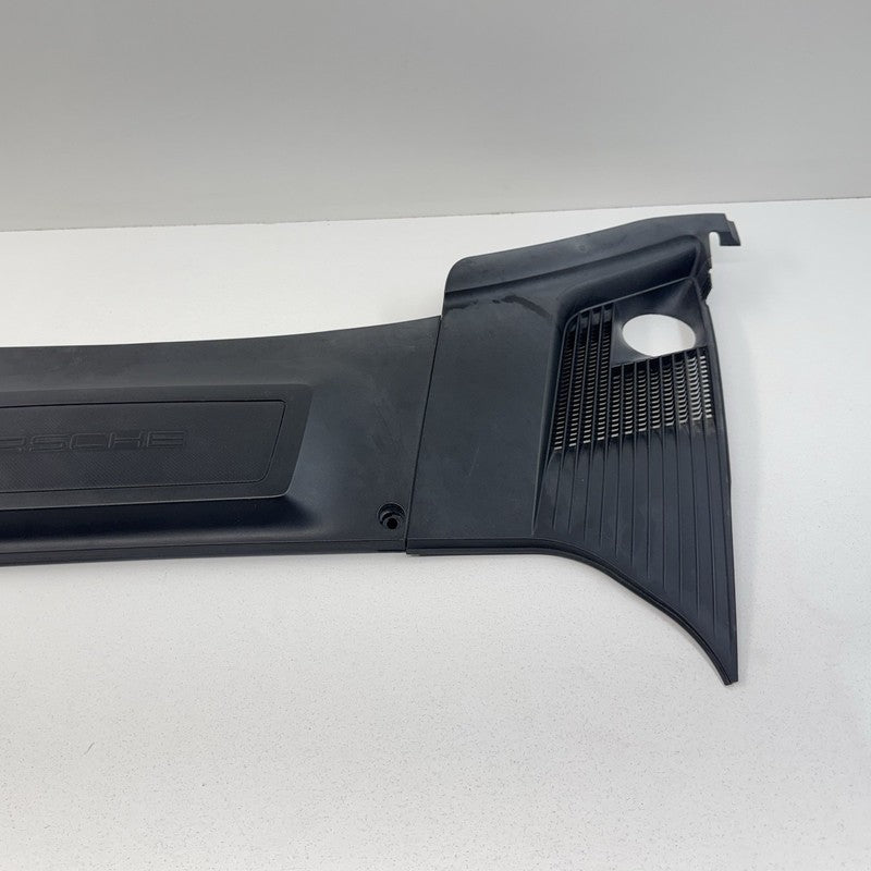 997.572.361.06 / 997 572 361 06 / 99757236106 05-12 Porsche 911 997 Boxster Cayman 987 Windshield Cowl Battery Cover Set