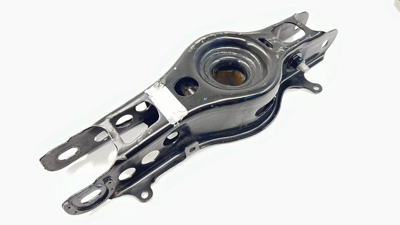 84570396 22-24 CADILLAC CT4 V BLACKWING RIGHT REAR SUSPENSION CONTROL ARM SET OEM