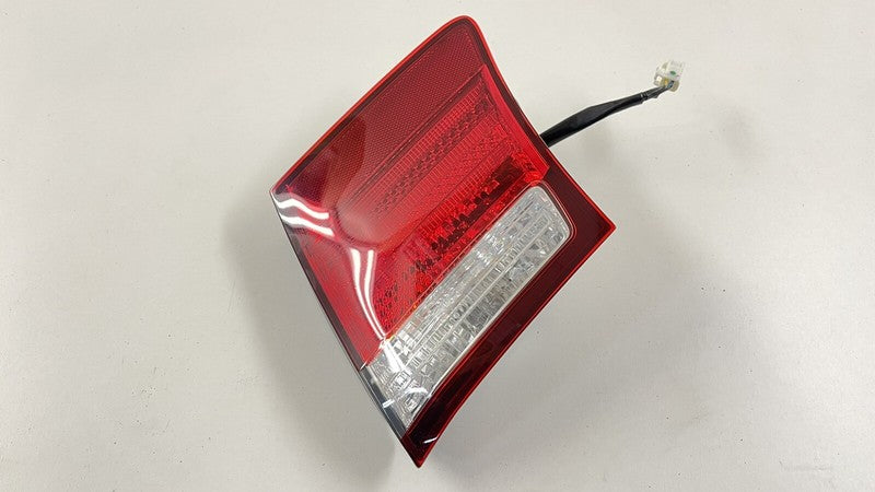 07-09 LEXUS LS460 PASSENGER RIGHT REAR TRUNK TAILLIGHT TAIL LIGHT LAMP OEM