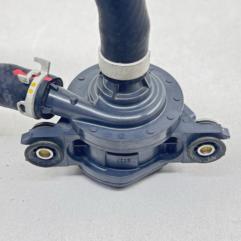 G9040-47020 / G9040 47020 / G904047020 23-25 Toyota Prius Engine Auxiliary Electric Water Pump Assembly G9040-47020 OEM