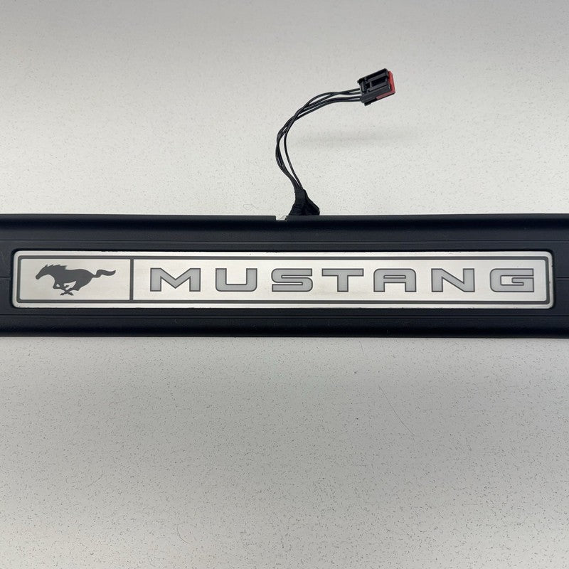 FR3J 6313222 AA / FR3J6313222AA 24-26 Ford Mustang Passenger Right Illuminated Door Sill Scuff Kick Plate OEM