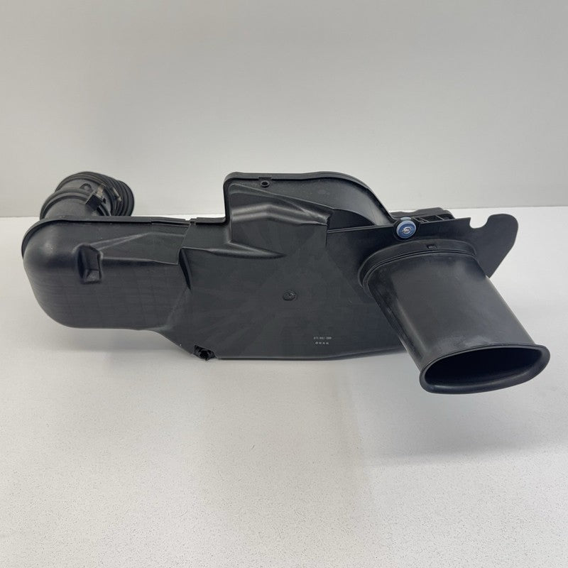 987.110.021.00 / 987 110 021 00 / 98711002100 06-08 Porsche Boxster Cayman S 987 Air Cleaner Box Air Filter Intake Box O