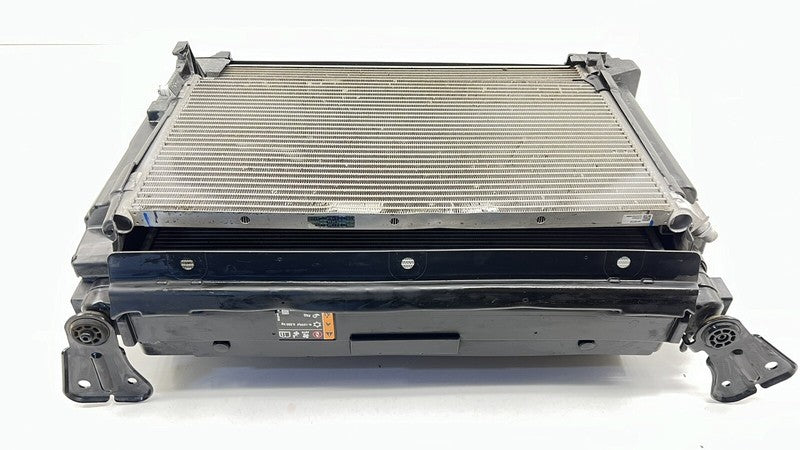 8452 0772 / 84520772 22-26 CADILLAC CT5 V BLACKWING RADIATOR CONDENSER FAN ASSEMBLY OEM