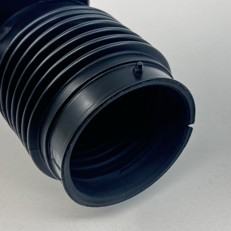 17880-38020 / 17880 38020/ 1788038020 08-14 Lexus IS F Air Cleaner Box Filter Air Intake Tube 17880-38020 OEM