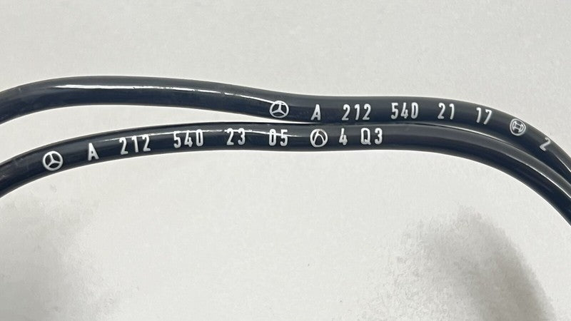 A 212 540 23 05 2305 / A2125402305 / 2125402305 12-18 MERCEDES BENZ CLS550 W218 RIGHT REAR SPINDLE KNUCKLE HUB BEARING O