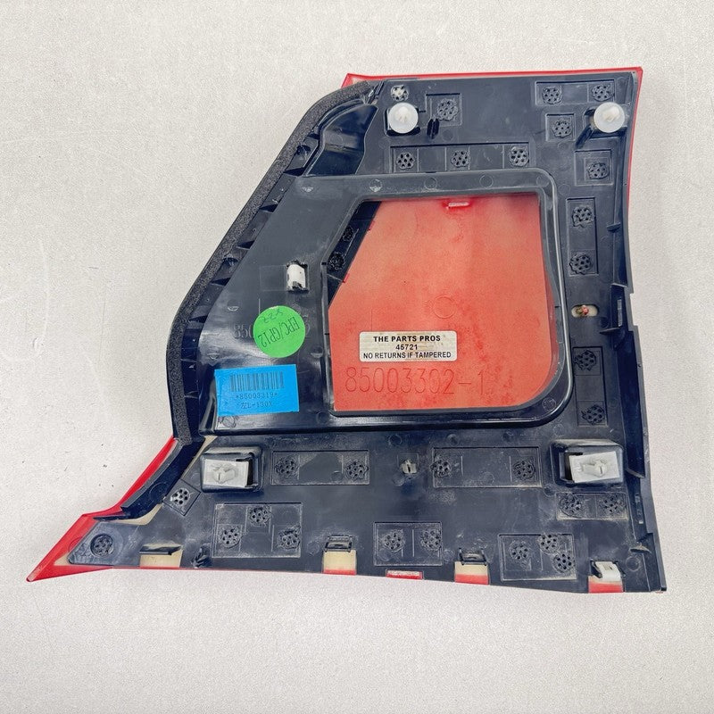 85003302 22-25 CADILLAC CT5 V BLACKWING LEFT FRONT FENDER AIR VENT GRILLE COVER TRIM OEM