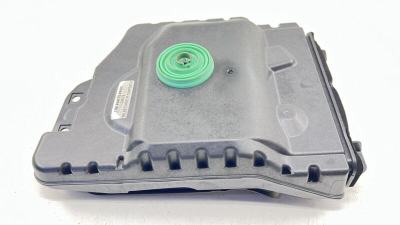 9 210 151 / 9210151 15-20 BMW M3 M4 F80 F82 F83 LEFT REAR SPEAKER SUBWOOFER SUB WOOFER 9210151 OEM