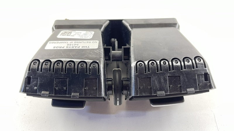 1668300554 / A1668300554 / A 166 830 05 54 0554 13-16 MERCEDES BENZ GL350 X166 REAR CENTER CONSOLE AIR VENT GRILLE GRILL