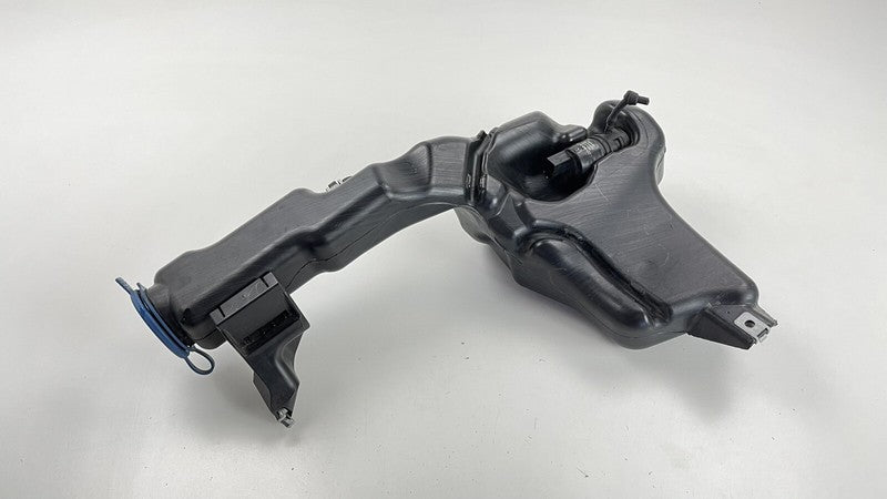 2048601560 / A2048601560 / A 204 860 15 60 1560 08-14 MERCEDES BENZ C250 W204 WINDSHIELD WASHER RESERVOIR BOTTLE TANK OE