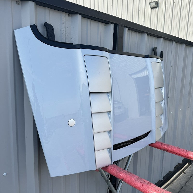 427825300AGRU 11-15 AUDI R8 SPYDER REAR ENGINE HOOD DECK LID CONVERTIBLE TOP STOWAGE COVER OEM