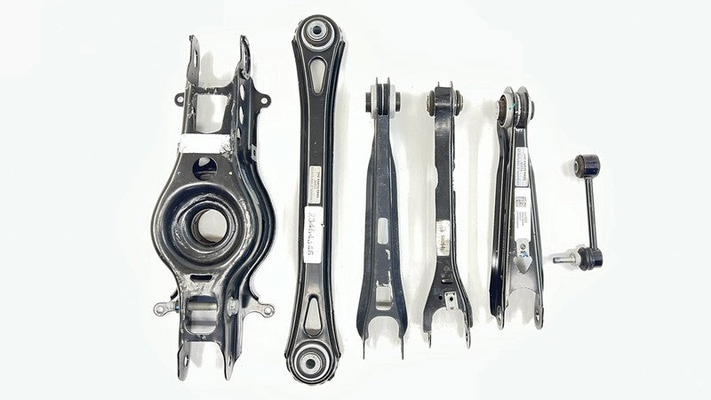 84570396 22-24 CADILLAC CT4 V BLACKWING RIGHT REAR SUSPENSION CONTROL ARM SET OEM