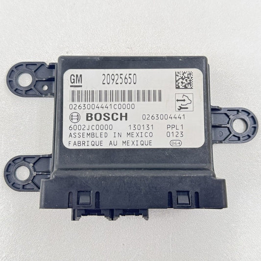 20925650 12-15 Chevrolet Camaro ZL1 Parking Park Assist Aid Control Module 20925650 OEM