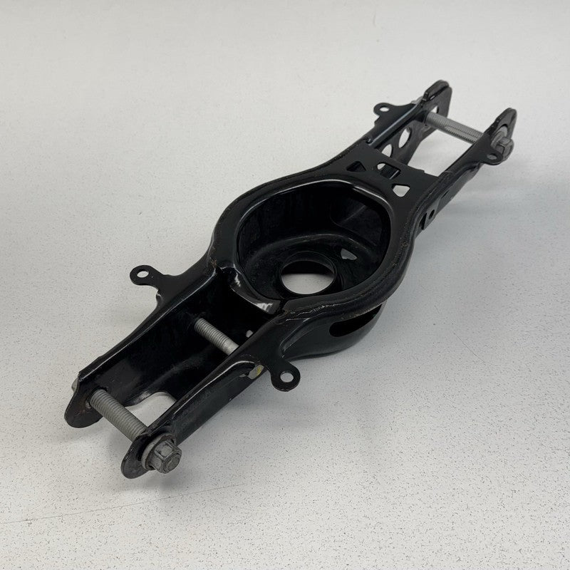 16-24 Chevrolet Camaro ZL1 SS Driver Left Rear Suspension Control Arm 