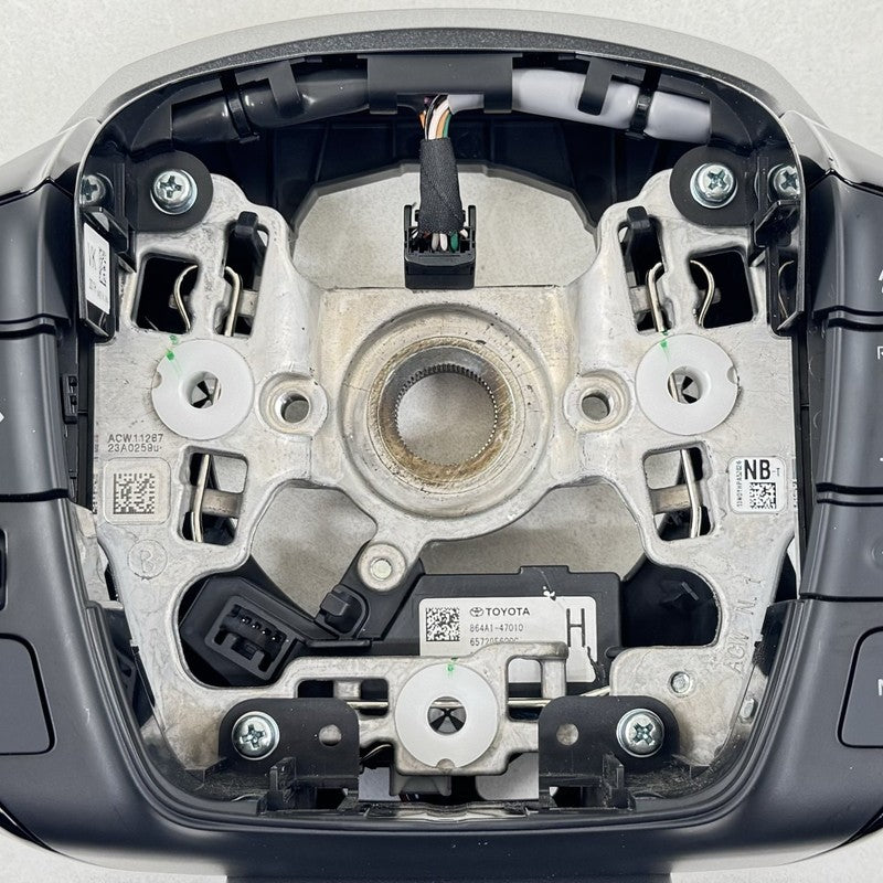 864A1-47010 / 864A1 47010 / 864A147010 23-25 TOYOTA PRIUS DRIVER STEERING WHEEL LEATHER BLACK OEM