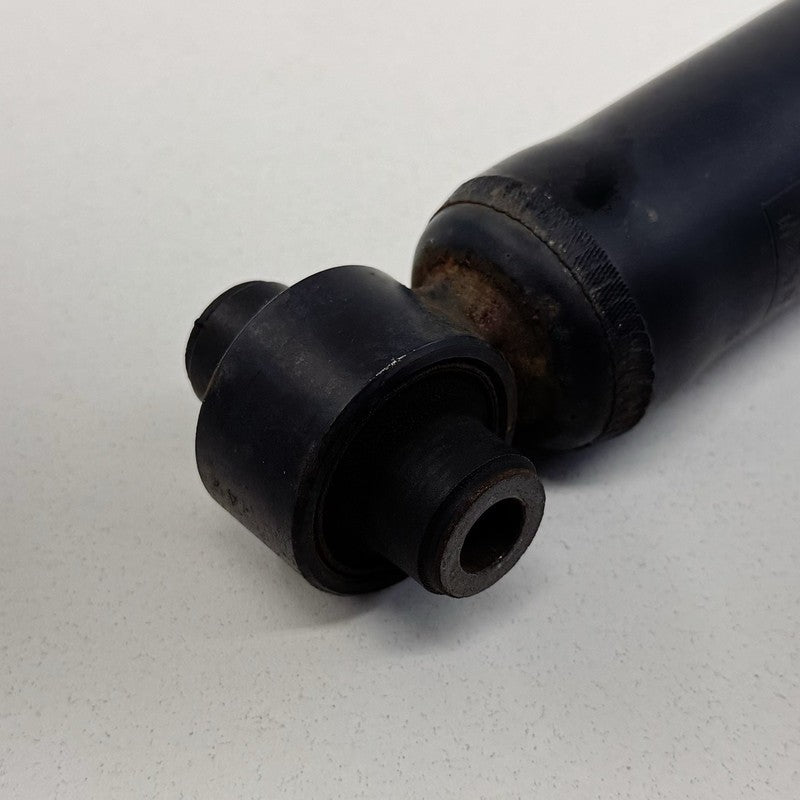 48530-47213 / 48530 47213 / 4853047213 12-17 Toyota Prius V Left & Right Rear Shock Absorber Strut 48530-47213 OEM