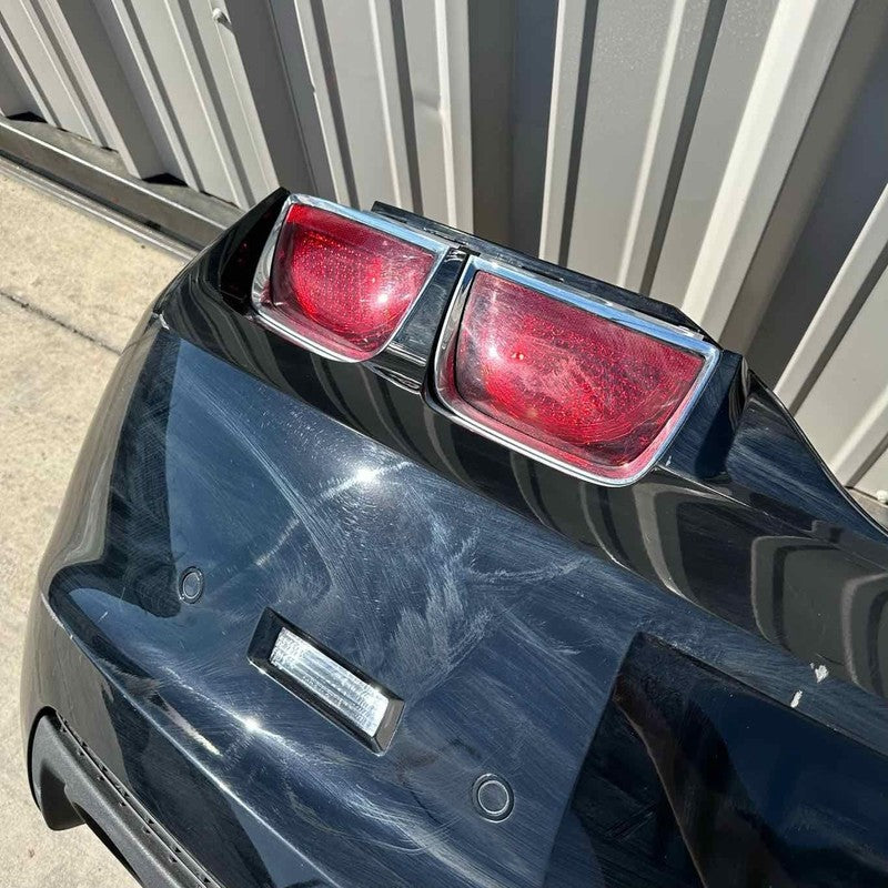 10-13 CHEVROLET CAMARO SS COMPLETE REAR BUMPER WITH PARKING SENSORS & LIGHTS OEM