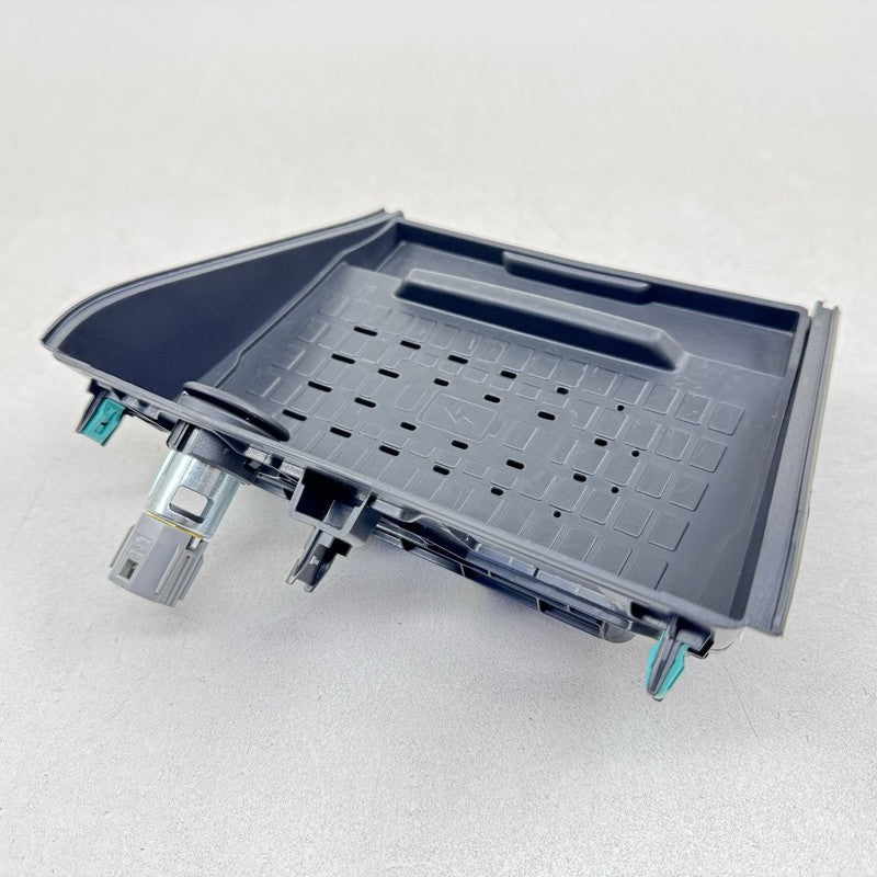 SU5T-19J235-AA / SU5T 19J235 AA / SU5T19J235AA 24-25 Ford Mustang GT Center Console Wireless Charger Phone Charging W/ P