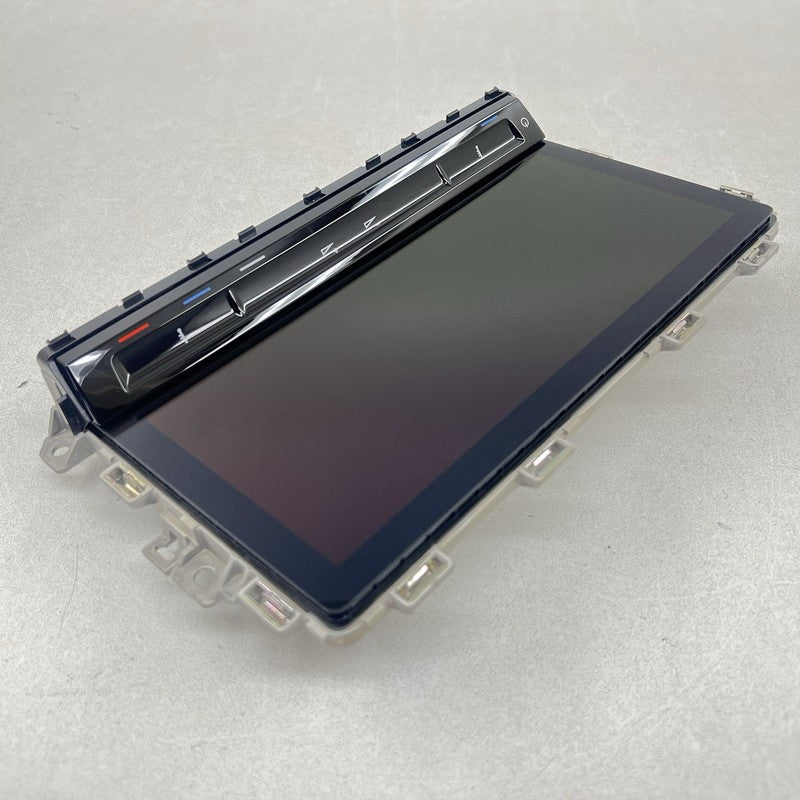 5H0-919-605-B / 5H0 919 605 B / 5H0919605B 22-24 VOLKSWAGEN GOLF R MK8 CENTER DASH DASHBOARD RADIO DISPLAY 10" SCREEN OE