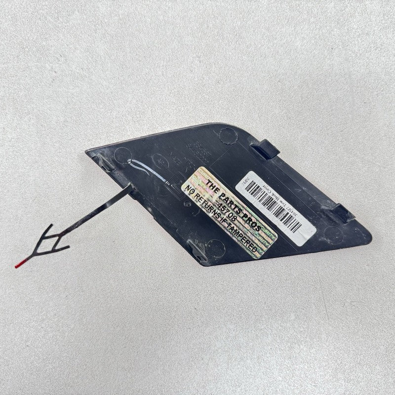 84432222 22-24 CADILLAC CT5 V BLACKWING FRONT BUMPER TOW HOOK EYE CAP COVER LID TRIM OEM