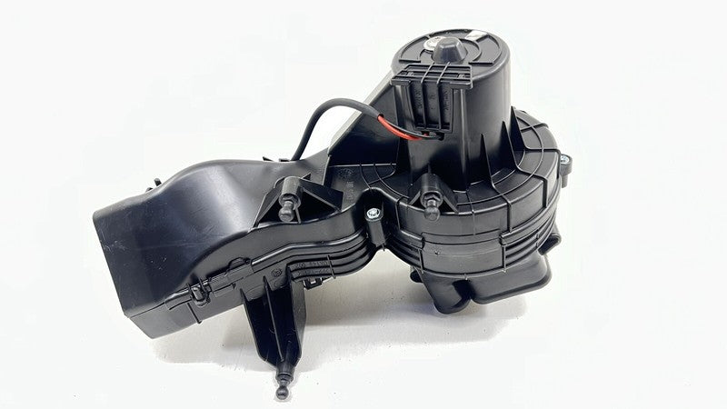 8T0 820 521 F / 8T0820521F 13-18 BENTLEY FLYING SPUR RIGHT HVAC AC AIR BOOSTER BLOWER MOTOR W/ RESISTOR OEM