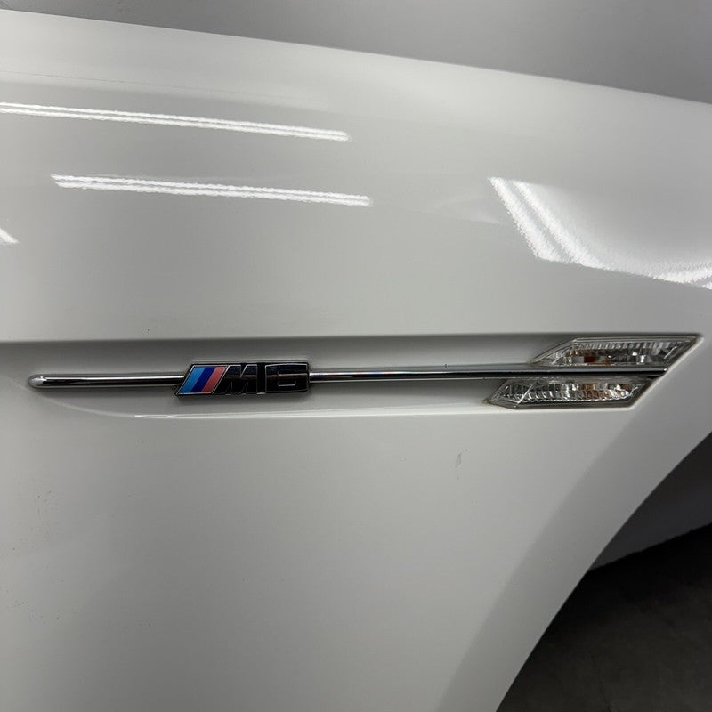 06-10 BMW M6 E63 E64 PASSENGER RIGHT FRONT FENDER PANEL ALPINE WHITE OEM