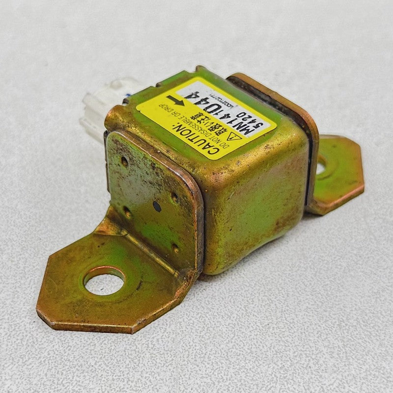 MN141044 03-06 MITSUBISHI EVOLUTION 8 9 FRONT AIRBAG SRS CRASH IMPACT SENSOR MN141044 OEM