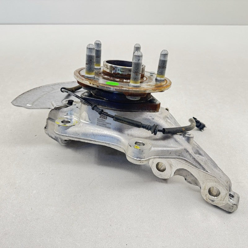 8551 6631 / 85516631 22-24 CADILLAC CT5 V BLACKWING DRIVER LEFT FRONT SPINDLE KNUCKLE HUB BEARING OEM