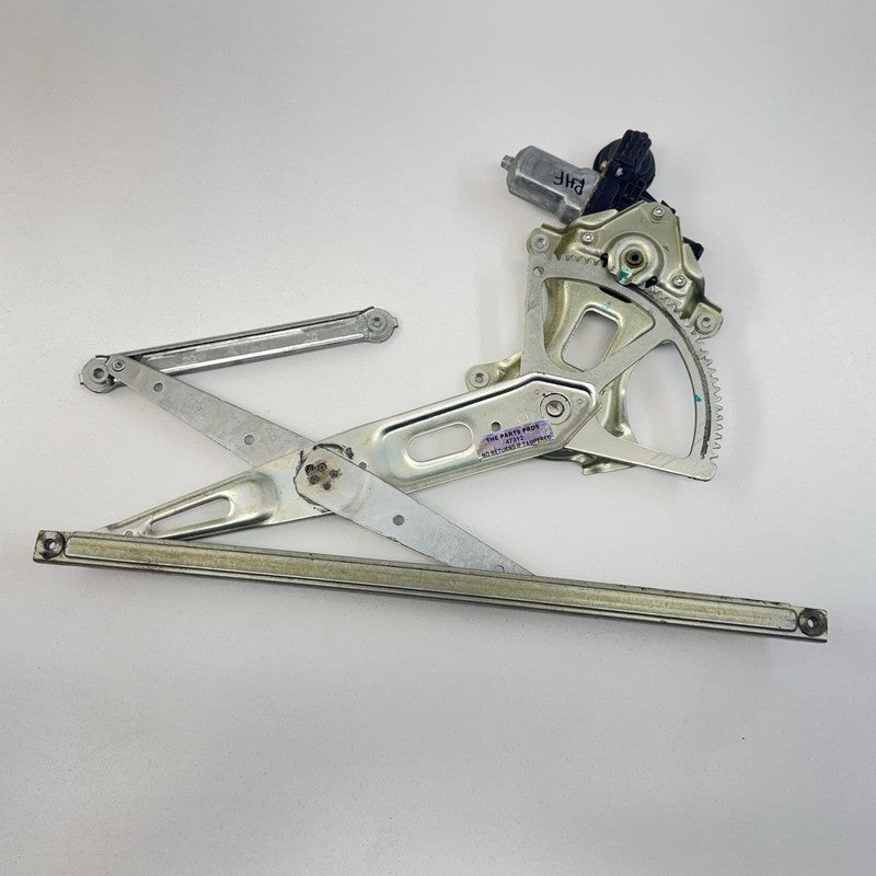 85710-58010 / 85710 58010 / 8571058010 06-13 Lexus IS250 IS350 IS F Right Front Door Glass Window Regulator Motor OEM