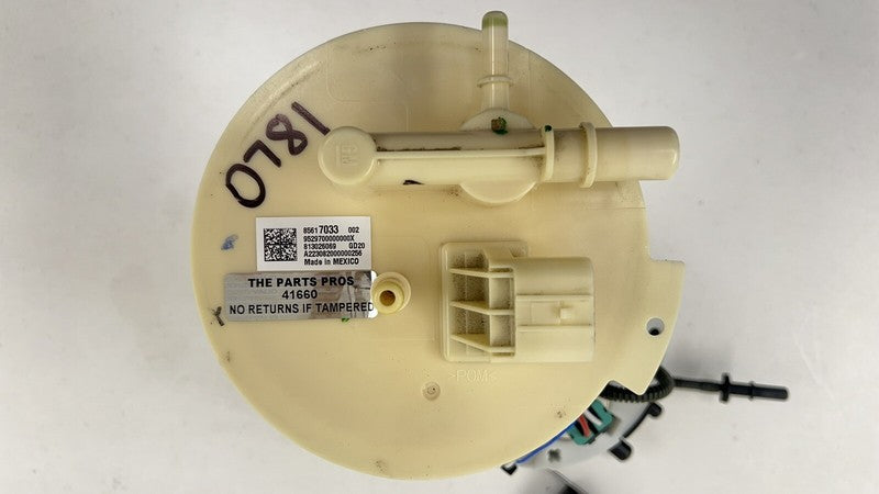 8561 7033 / 85617033 22-24 CADILLAC CT5 V BLACKWING GAS TANK FUEL PUMP SENDING UNIT 85617033 OEM