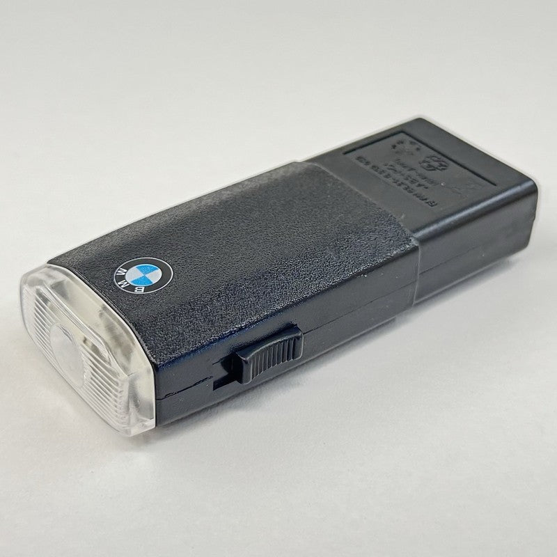 6 962 052 / 6962052 06-10 BMW M6 E63 E64 Rechargeable Glovebox Flashlight Flash Light Lamp 6962052