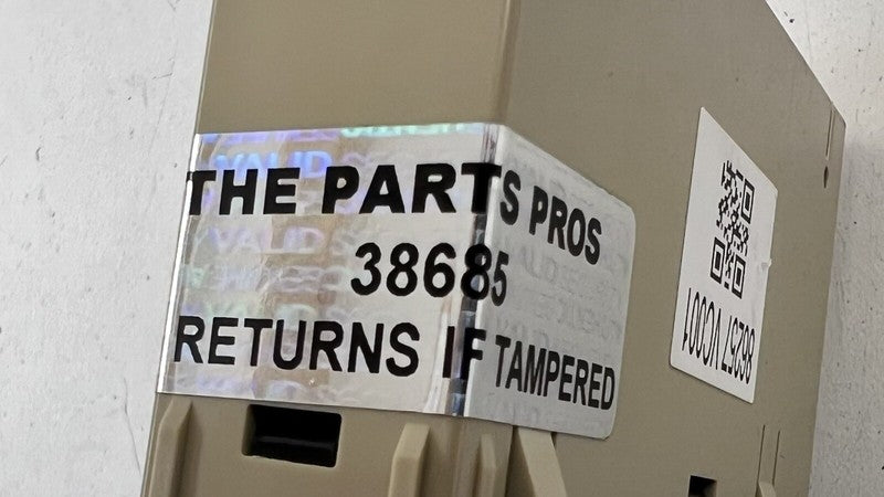 86257VC001 / 86257 VC001 22-24 SUBARU WRX AUXILIARY AUX USB JACK INPUT PORT 86257VC001 OEM