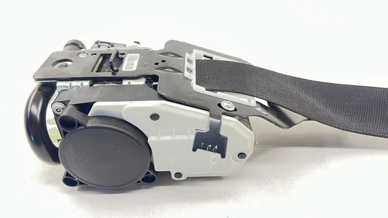 621724400 12-18 MERCEDES BENZ CLS550 W218 RIGHT FRONT SEATBELT SEAT BELT RETRACTOR OEM