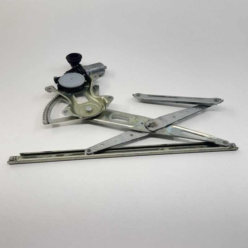 85710-58010 / 85710 58010 / 8571058010 06-13 Lexus IS250 IS350 IS F Right Front Door Glass Window Regulator Motor OEM