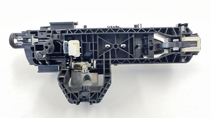 2047602134 / A2047602134 / A 204 760 21 34 08-14 MERCEDES BENZ W204 C CLASS DRIVER LEFT REAR EXTERIOR DOOR HANDLE OEM