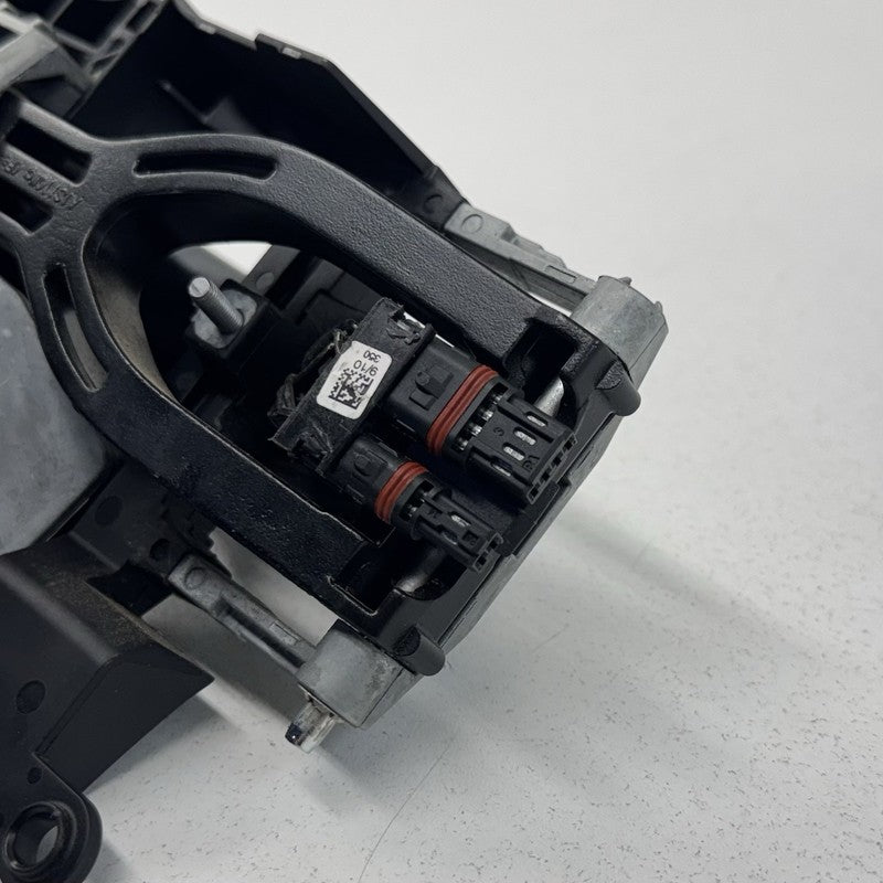 X1720754110 12-16 BMW M5 F10 Driver Left Front Exterior Door Handle Black OEM