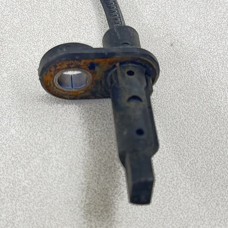 27540CC000 22-25 TOYOTA GR86 BRZ RIGHT FRONT ABS WHEEL SPEED SENSOR 27540CC000 OEM