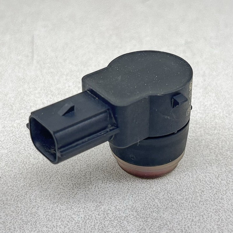 92218250 12-15 Chevrolet Camaro ZL1 Rear PDC Parking Park Aid Assist Sensor 92218250 OEM