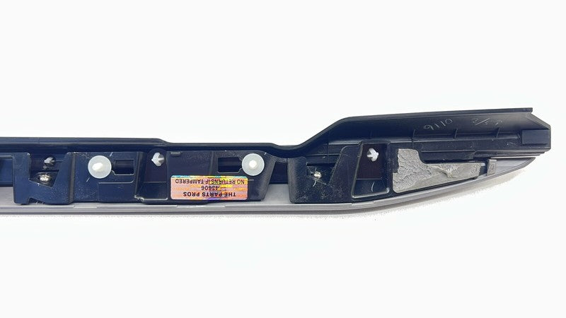 78872-6GP0A / 78872 6GP0A / 788726GP0A 24-25 NISSAN Z NISMO RIGHT REAR QUARTER PANEL C PILLAR FINISH MOLDING TRIM OEM