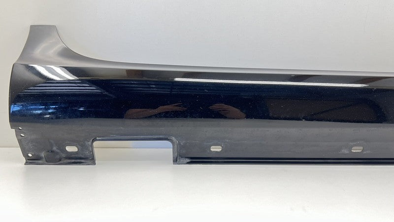 A 218 690 02 40 0240 / A2186900240 / 2186900240 12-14 MERCEDES-BENZ CLS550 RIGHT SIDE SKIRT ROCKER PANEL COVER TRIM BLAC