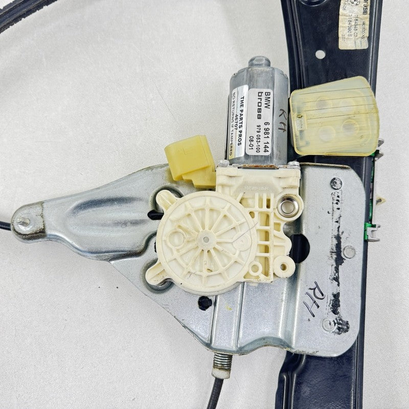 7 184 348 / 7184348 06-10 BMW M6 E63 E64 Passenger Right Door Glass Window Regulator With Motor OEM