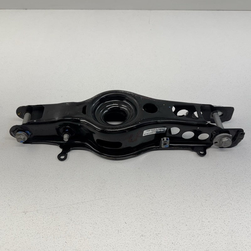 16-24 Chevrolet Camaro ZL1 SS Driver Left Rear Suspension Control Arm 