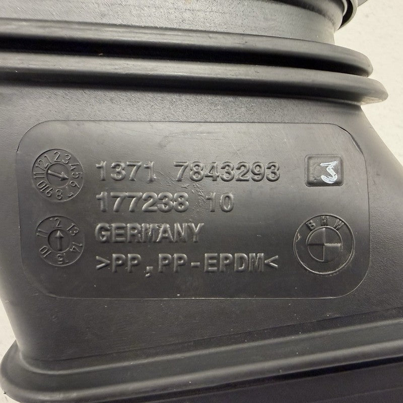 13717843289 BMW F06 F10 F12 F13 M5 M6 S63 Engine Air Filter Cleaner Intake Box Pair OEM