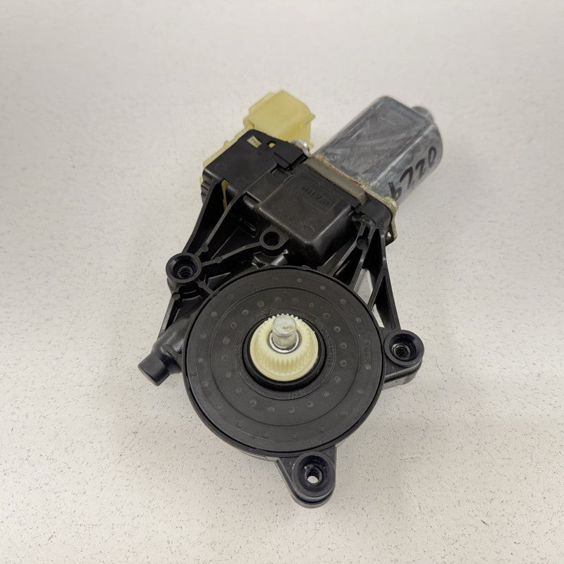 E 840 368 002 / E840368002 14-24 Maserati Ghibli Right Front Or Right Rear Door Window Regulator Motor OEM